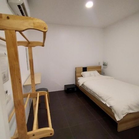 Breeze Hostel Bãi biển Jomtien Ngoại thất bức ảnh