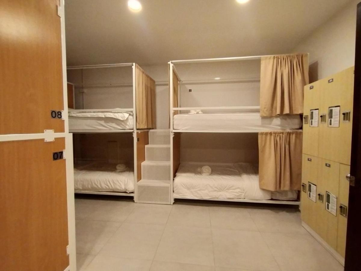 Breeze Hostel Bãi biển Jomtien Ngoại thất bức ảnh